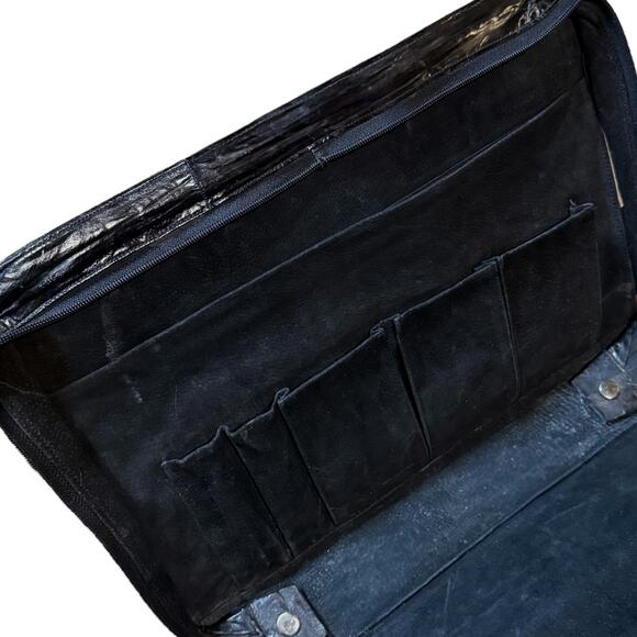 Vintage Black Eel Skin Briefcase High Polish Double Handle Full Zip - Picture 13 of 16